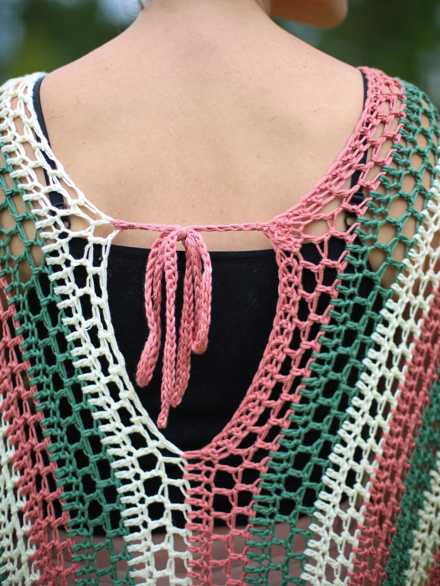 tie back crochet bow
