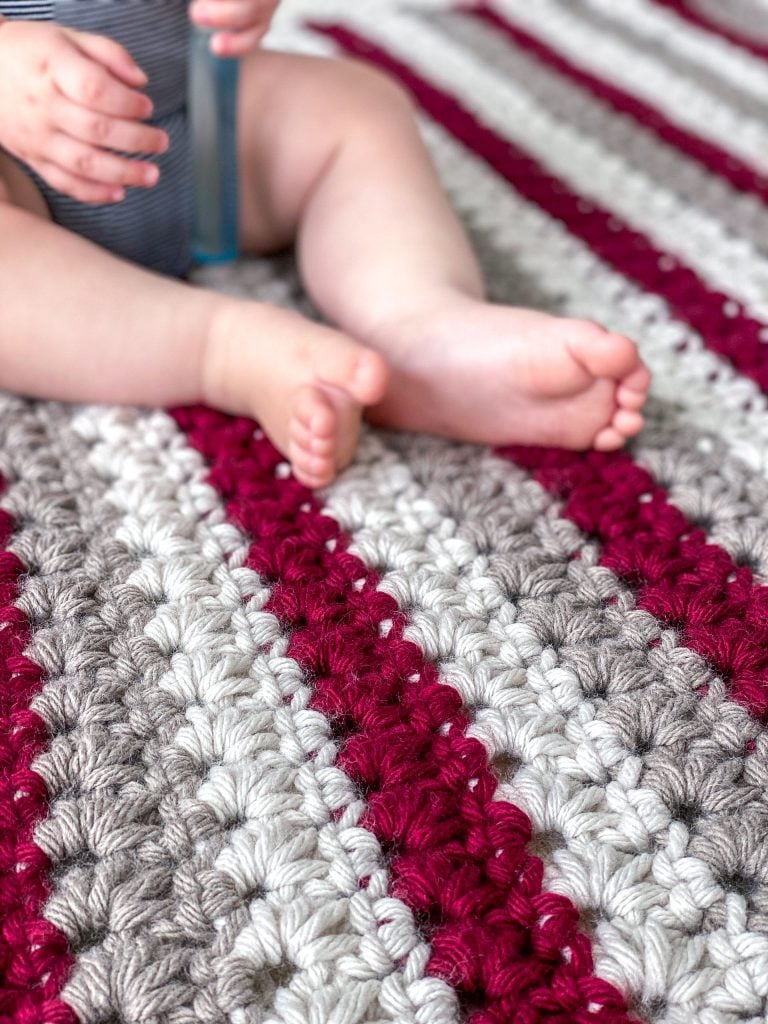 Basic crochet baby discount blanket