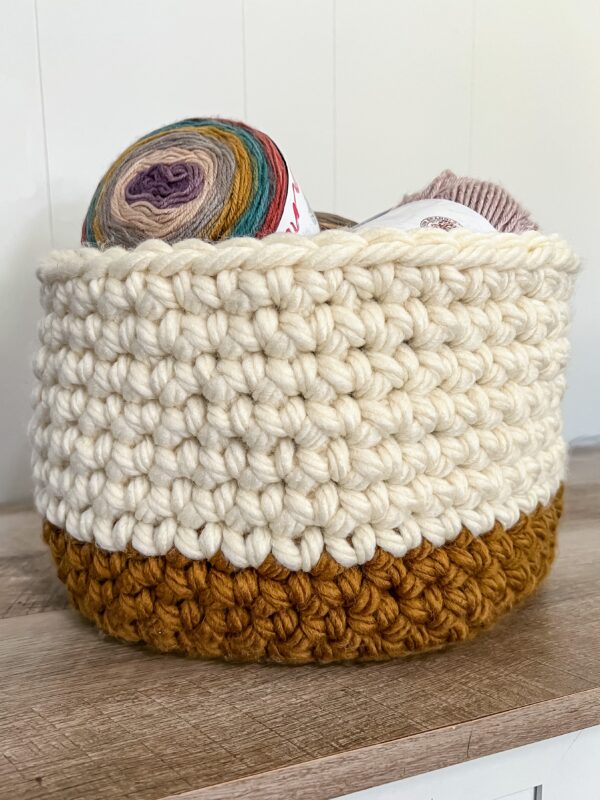Free Chunky Single Crochet Basket Pattern and Tutorial + Video Tutorial ...