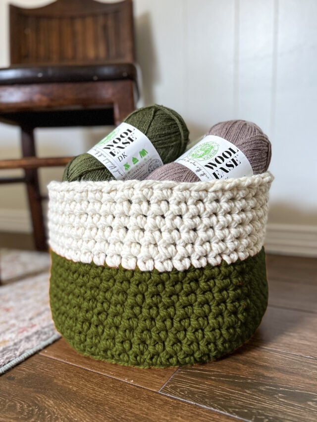 Free Beginners Chunky Single Crochet Basket Pattern + Tutorial - Life ...