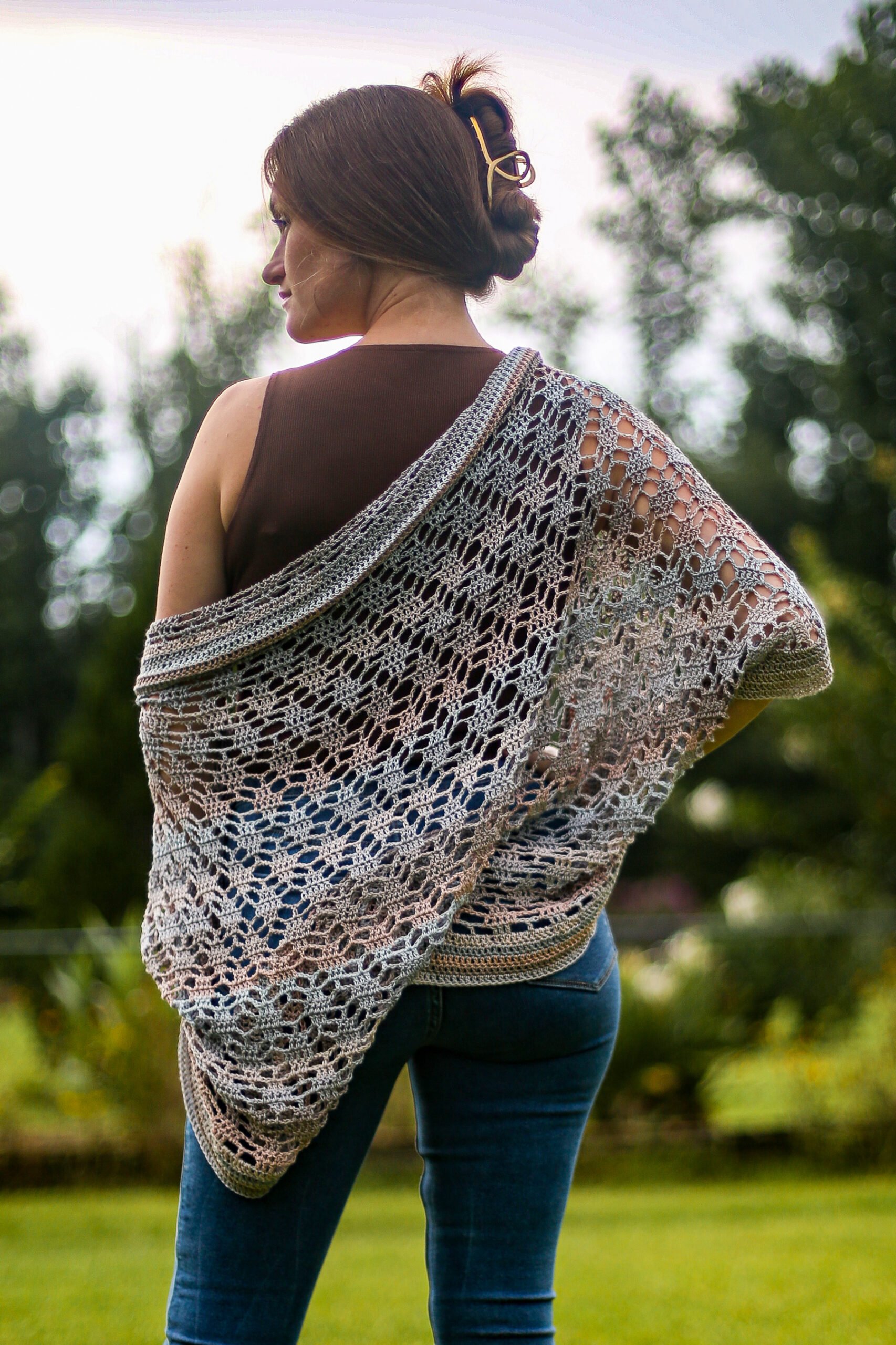 Free Lacy Summer Crochet Cardigan Pattern & Easy Tutorial