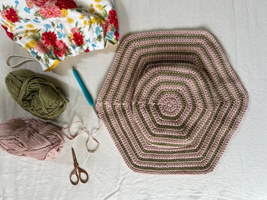 simple striped sun hat pattern