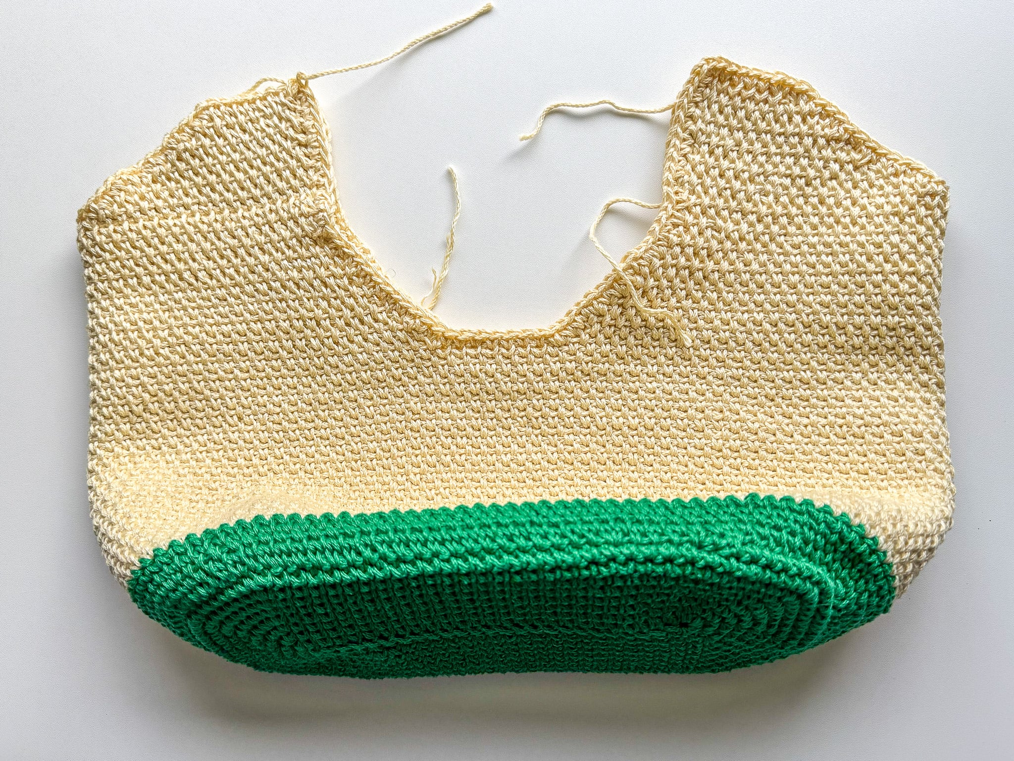 unique crochet bag construction